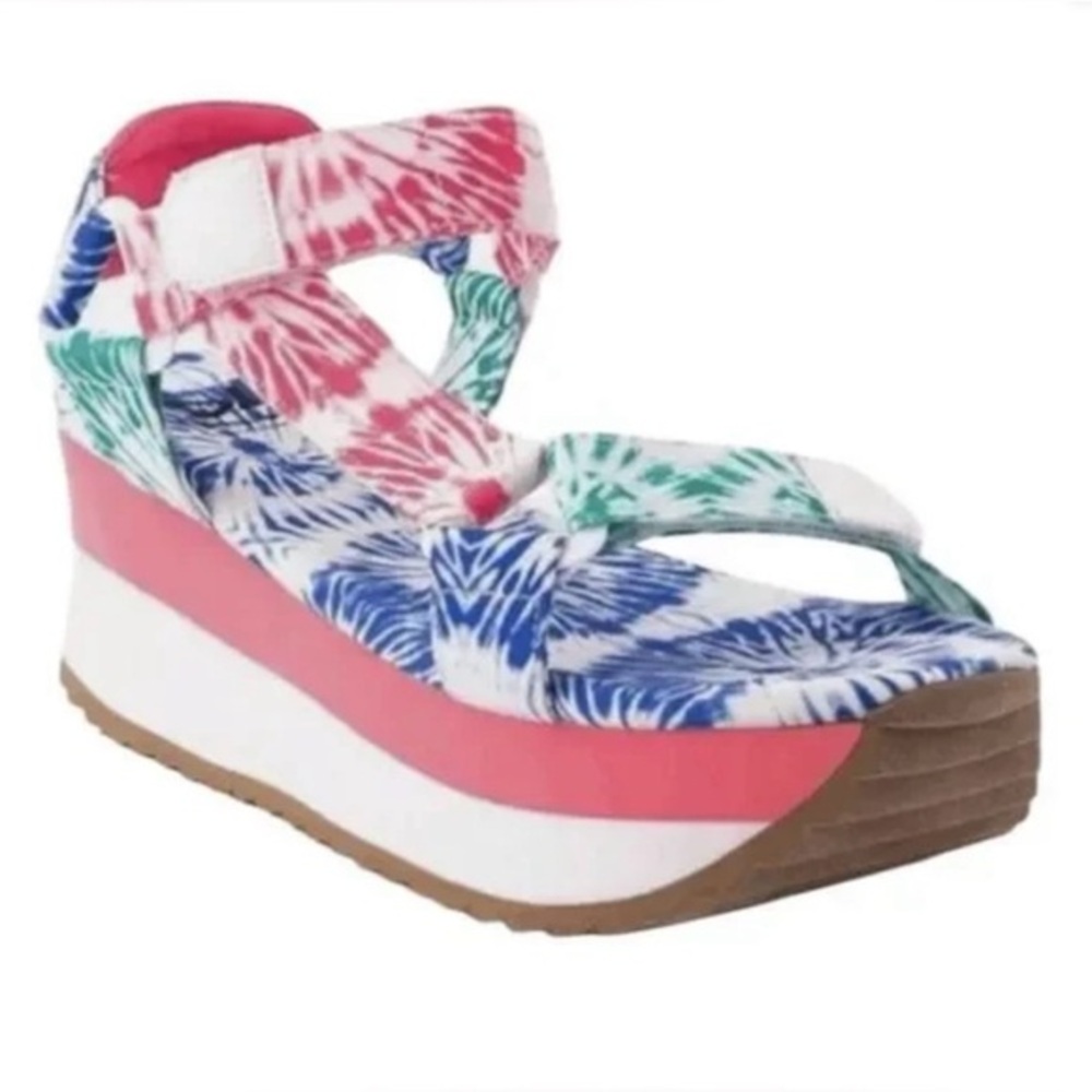 NIB Dirty Laundry Goin Out Tye Dye Sandal